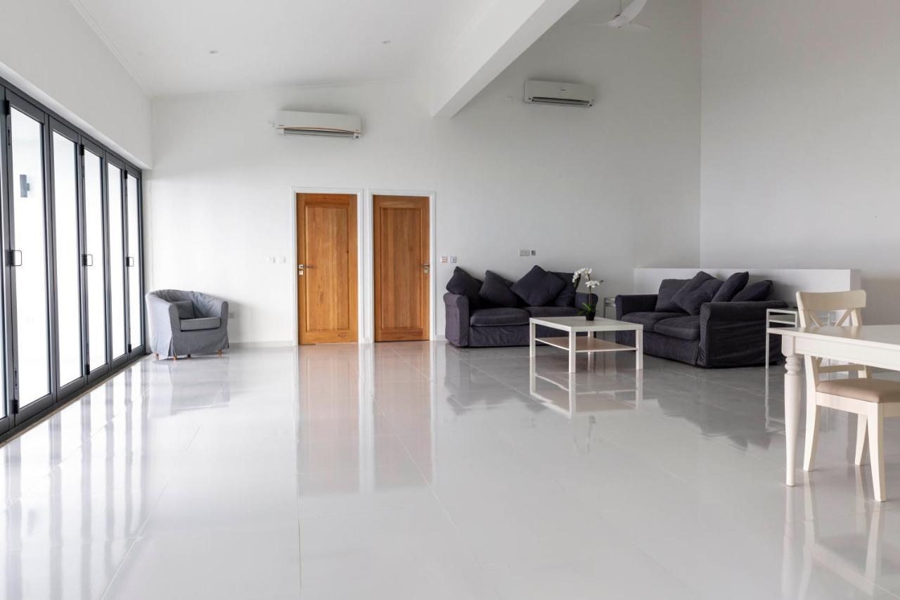 Paradise Heights Luxury Apartments & Villa Beau Vallon  Exterior photo