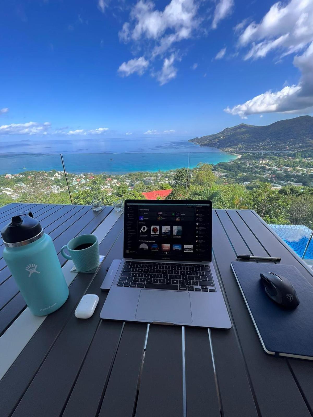 Paradise Heights Luxury Apartments & Villa Beau Vallon  Room photo
